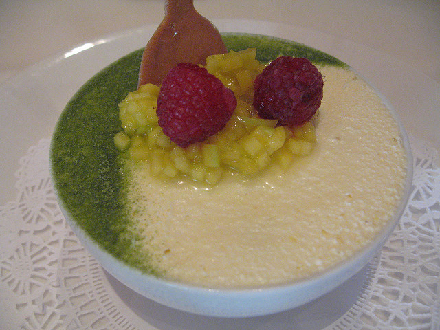 Green Tea Tiramisu by Roger Mommaerts on Flickr